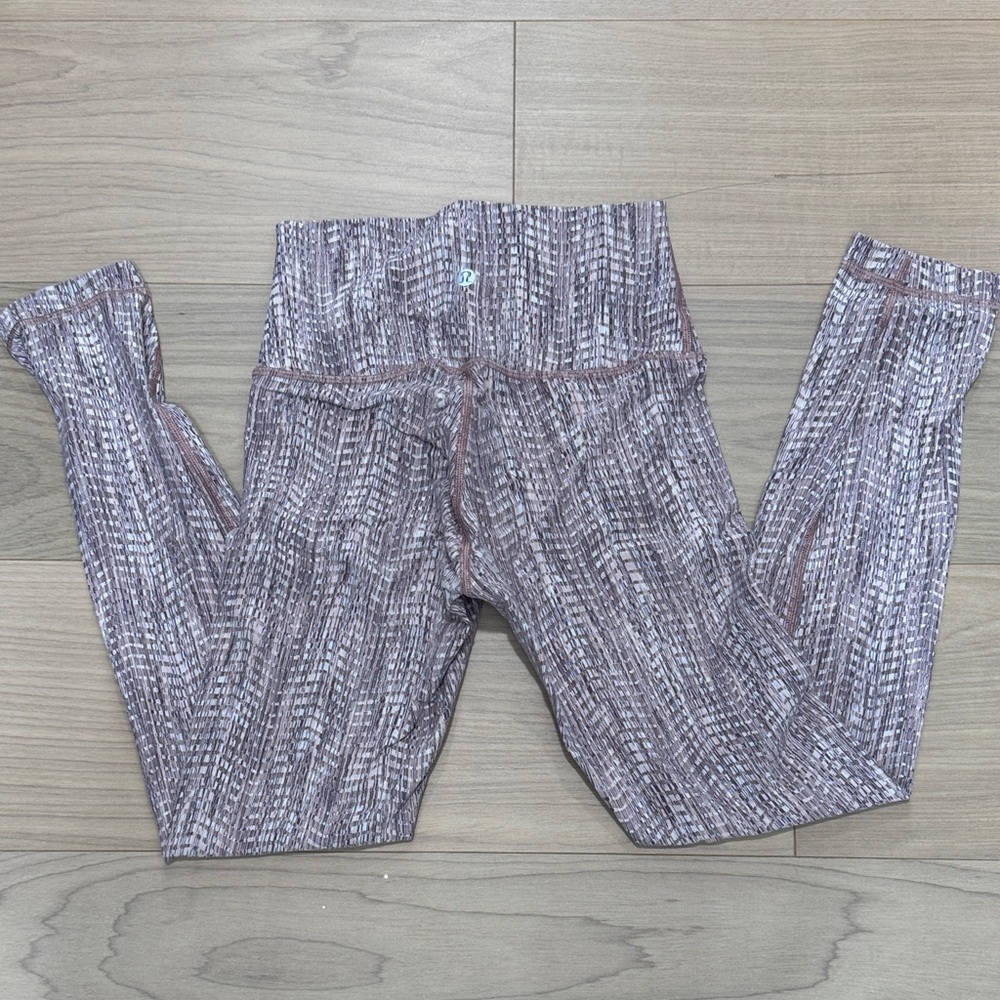 Lululemon Athletica Patterned Mauve Leggings 4 pink gray